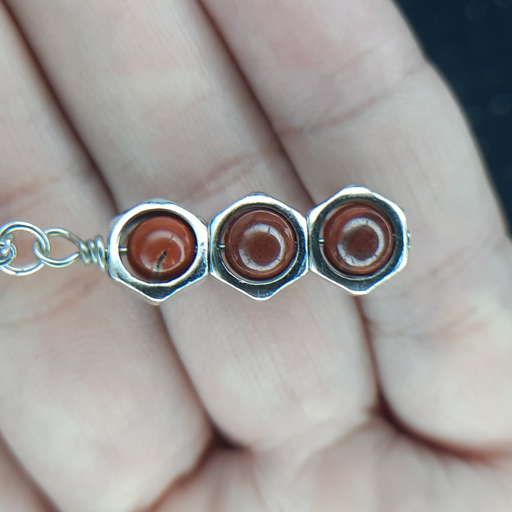$💲$ Trinity of Red Jasper Pendant Necklace - Picture 3 of 3
